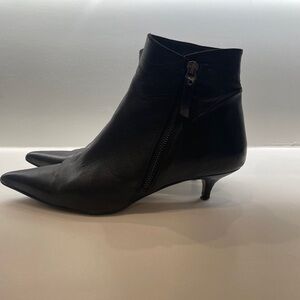 Women's Black 100% Genuine Leather Pointed Kitten-Heel Ankle Booties